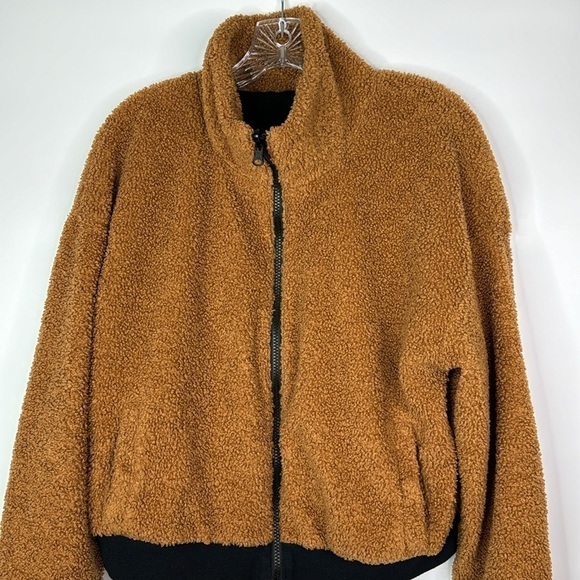 Fabletics Reversible Brown Black Teddy Jacket Size Small - Picture 2 of 7